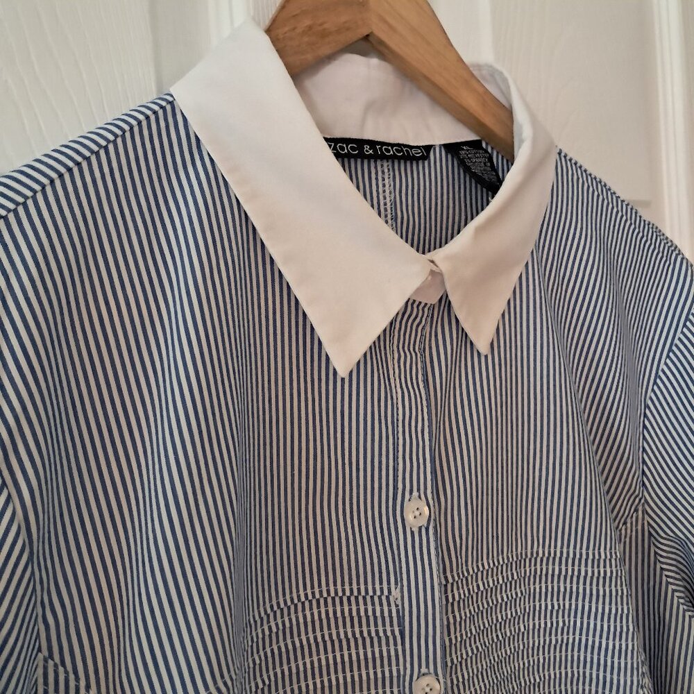 Zac & Rachel Women's Blue & White Striped Button Down long sleeve shirt XL